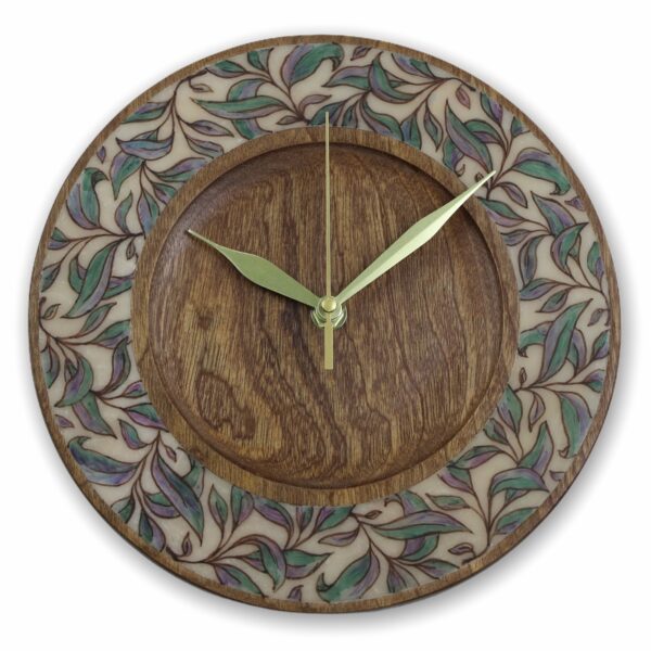 mahogany-Wood-wall-clock-with-leaves